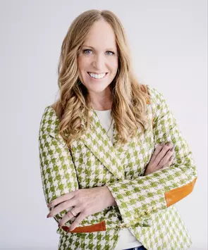 Melanie Cantius, Calgary, Real Estate Agent